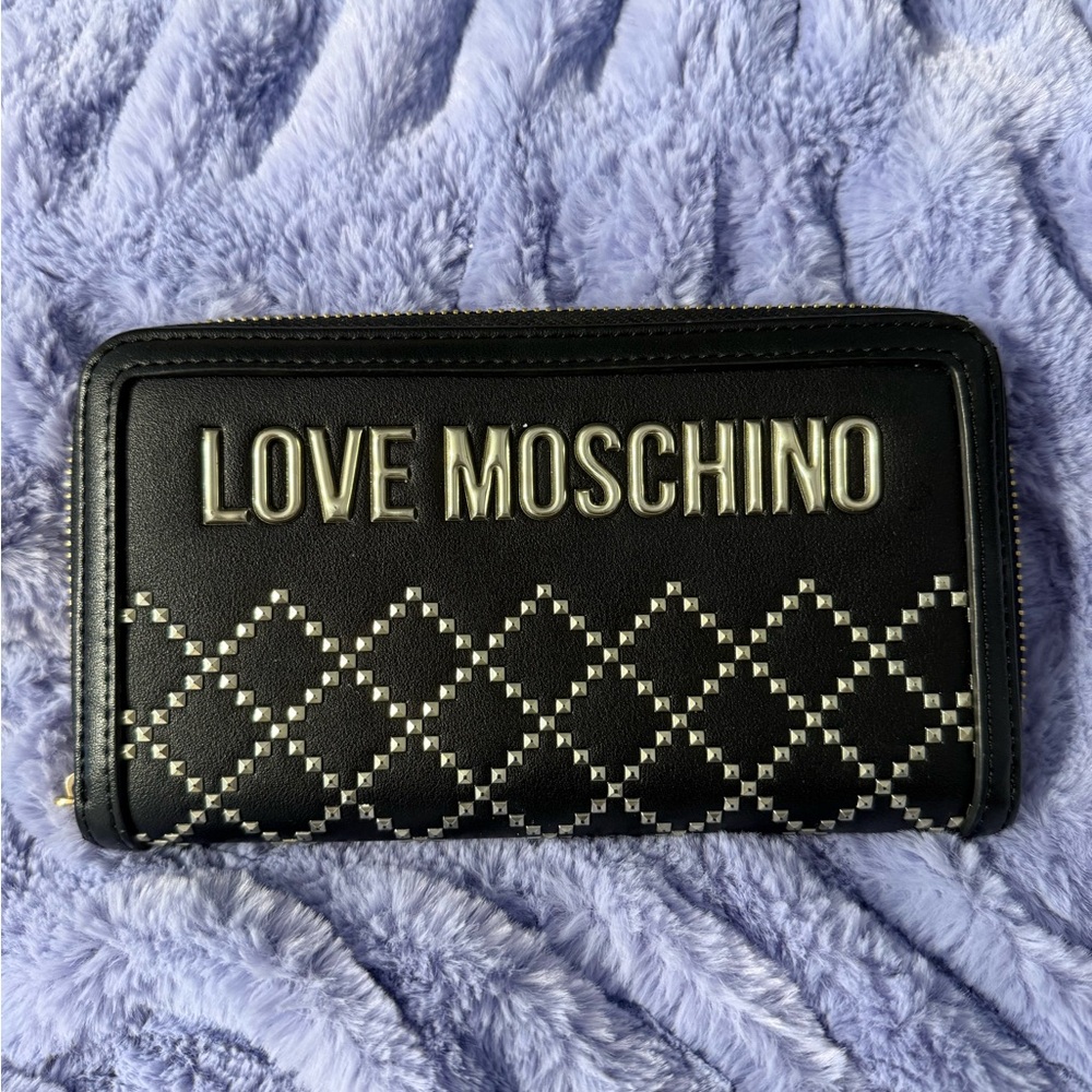 Love Moschino Black Quilted Logo Zip Around Card Holder